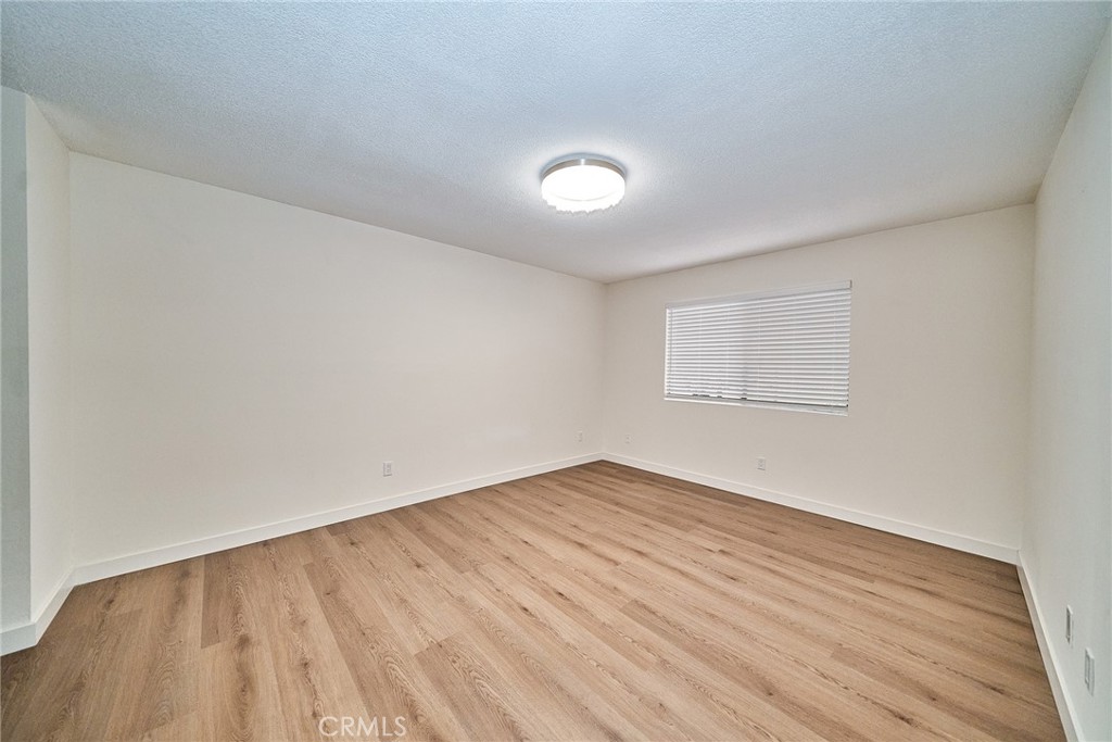 605 Redondo Avenue 203 Property Photo 6
