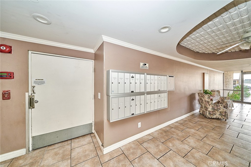 605 Redondo Avenue 203 Property Photo 30