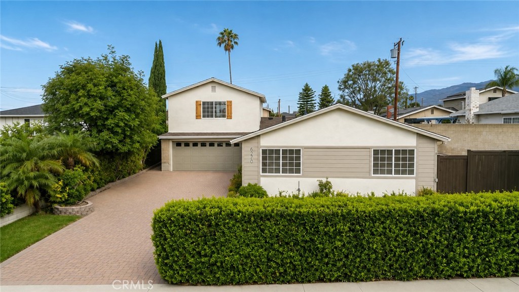 6270 Kinlock Property Photo 1