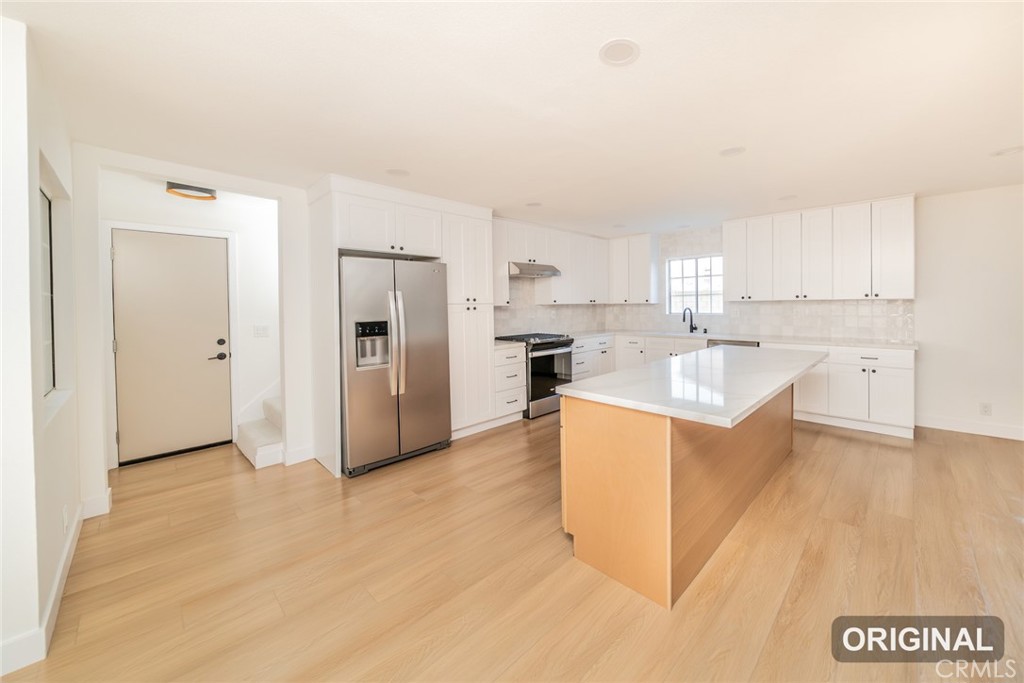 6270 Kinlock Property Photo 7