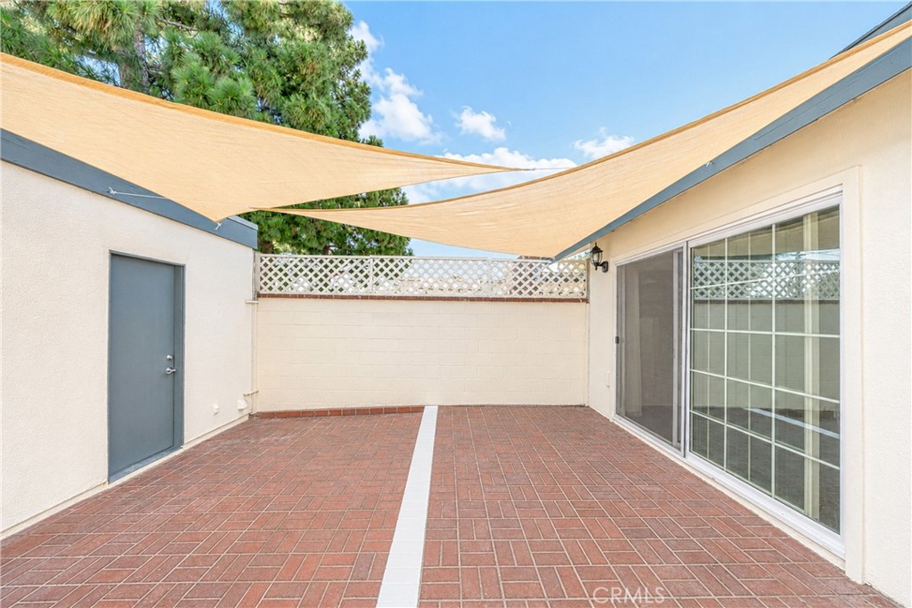 1045 Buccaneer Property Photo 3