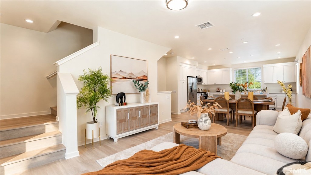 111 Episode Property Photo 3