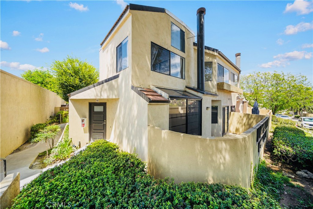 13096 Le Parc 92 Property Photo 1