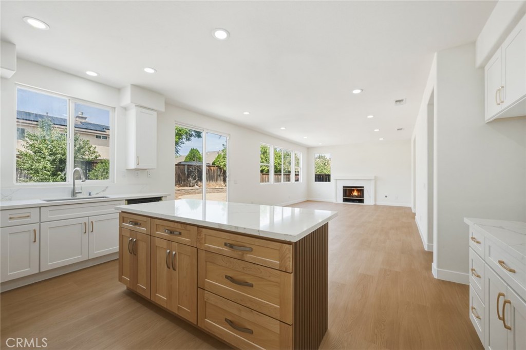 25868 Boulder Rock Pl Property Photo 5