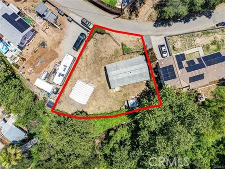 707 Silverbrook Property Photo 26