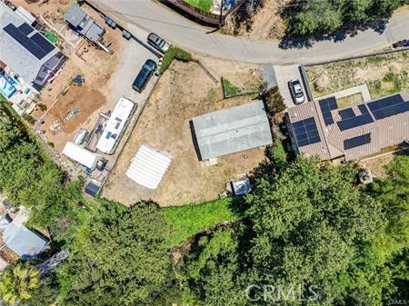 707 Silverbrook Property Photo 33