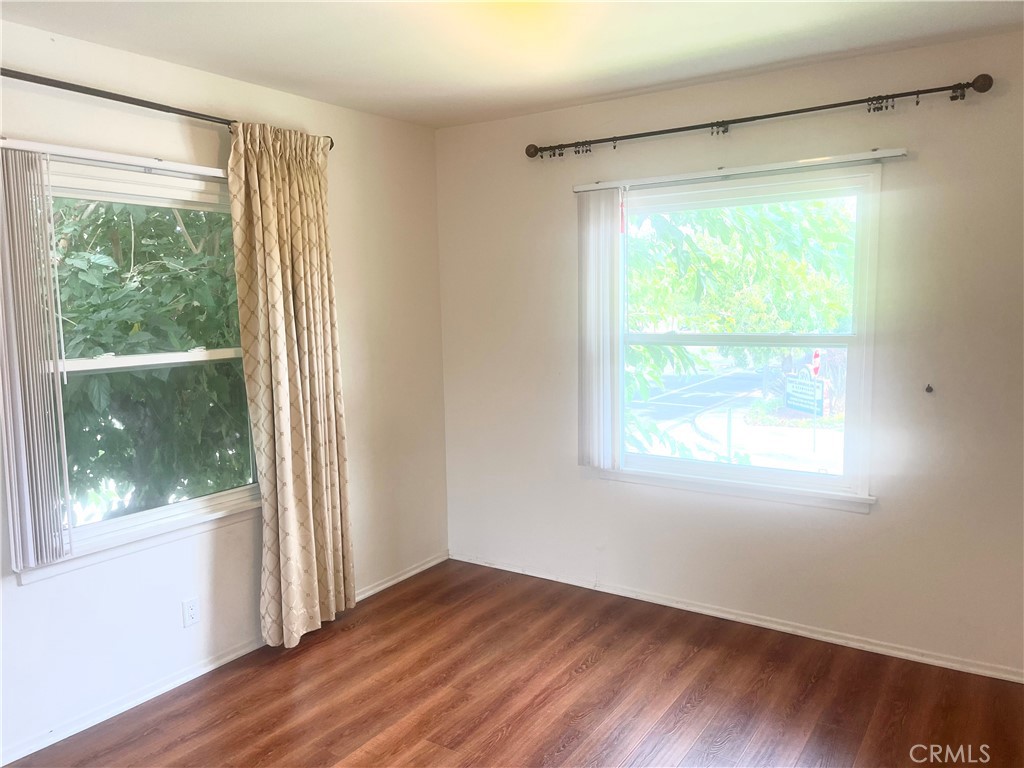 2 E Newman Avenue 4 Property Photo 4