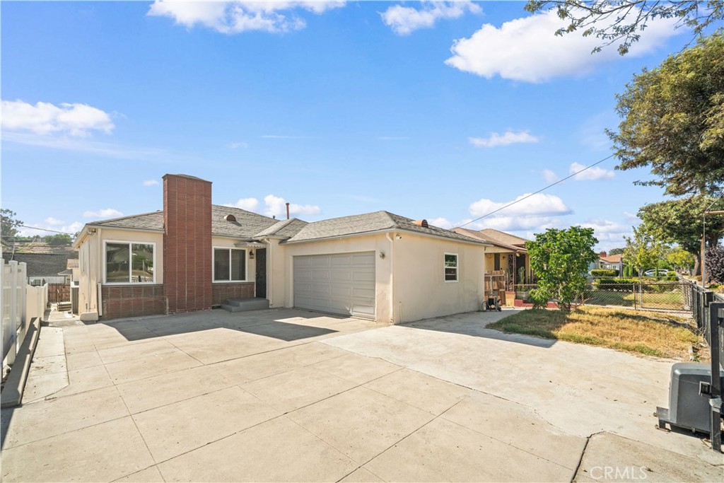 2057 N Eastern Property Photo 1