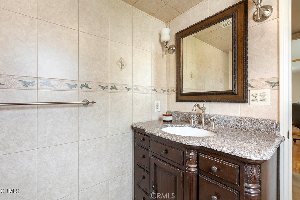 2963 Sheffield Property Photo 13