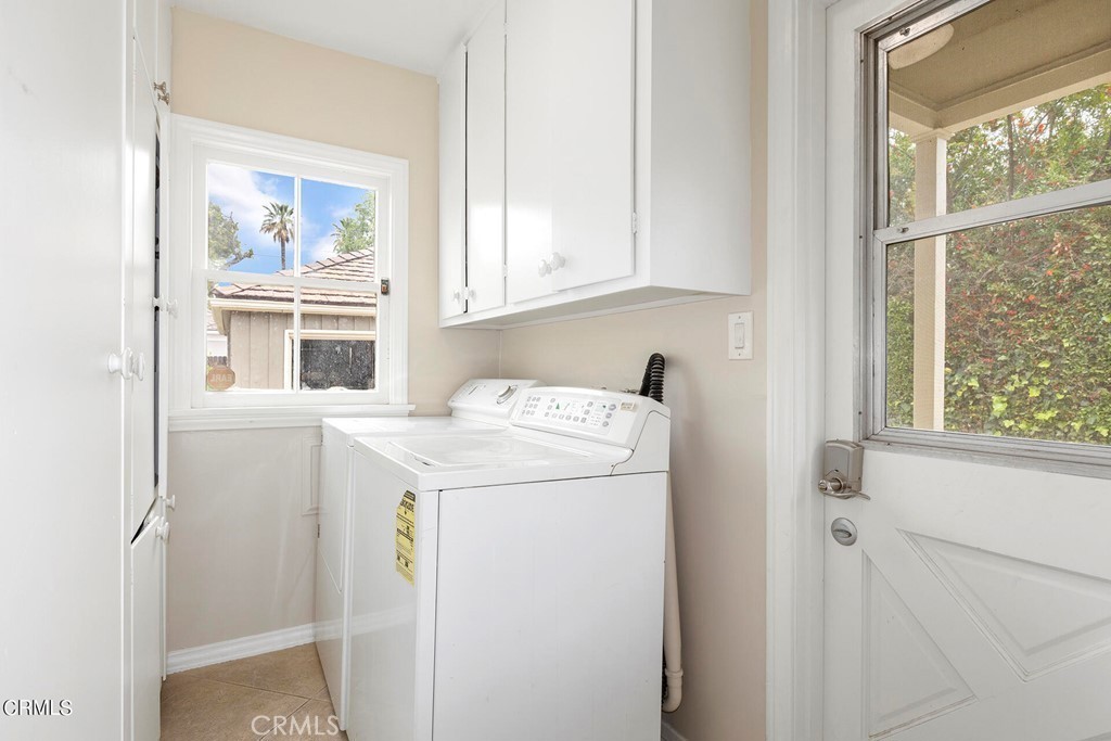 2963 Sheffield Property Photo 14