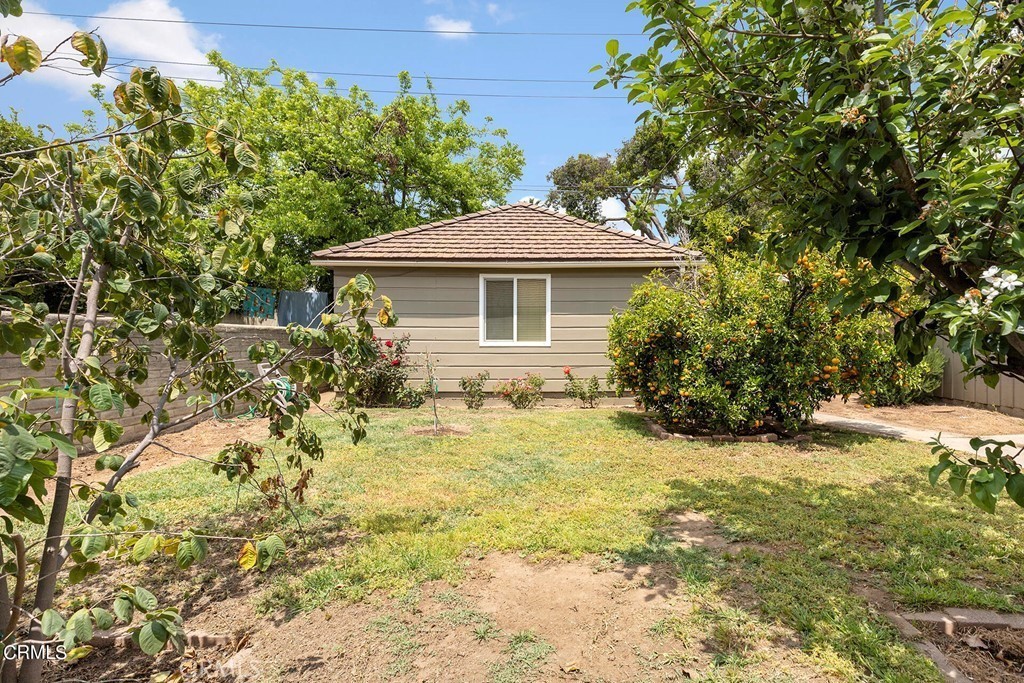 2963 Sheffield Property Photo 15