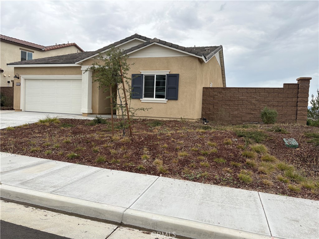 35355 Couples Court Property Photo 1
