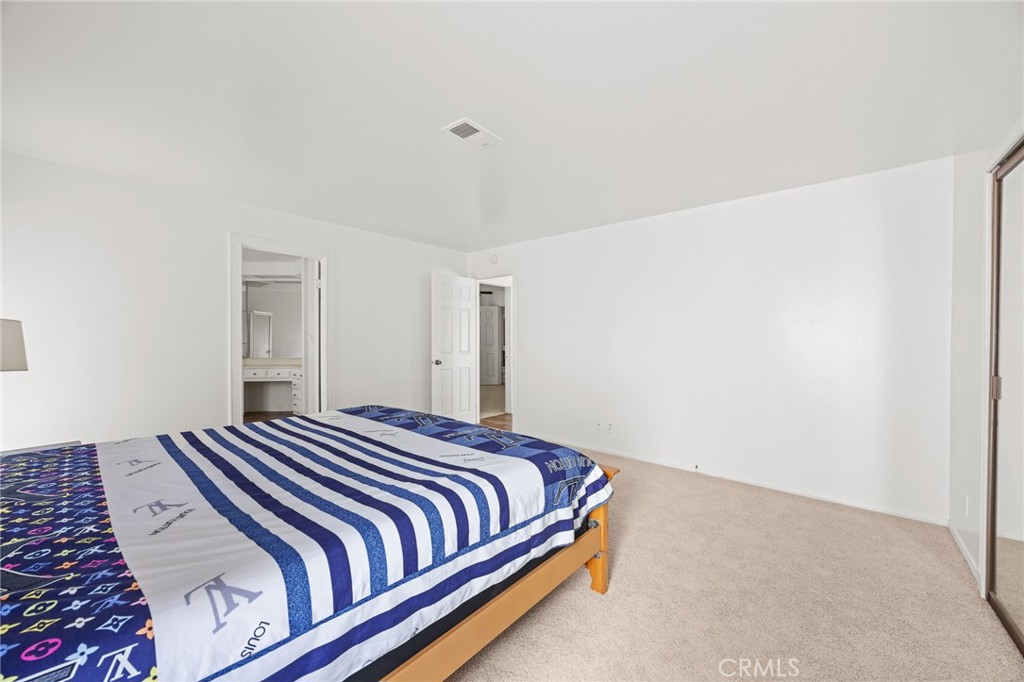 37625 Hill Property Photo 21