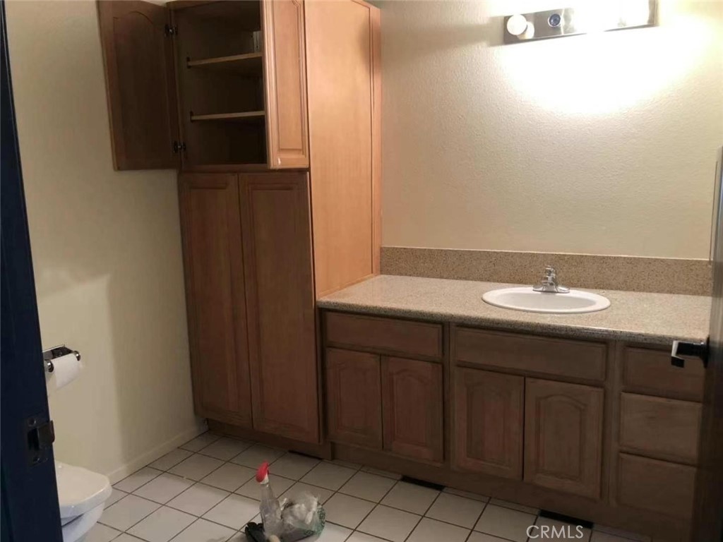 3548 Meeker Property Photo 4