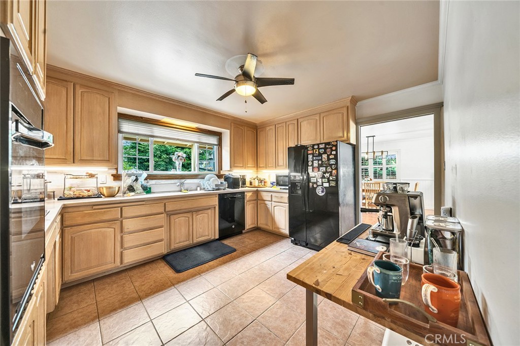 3382 Saddle Property Photo 9