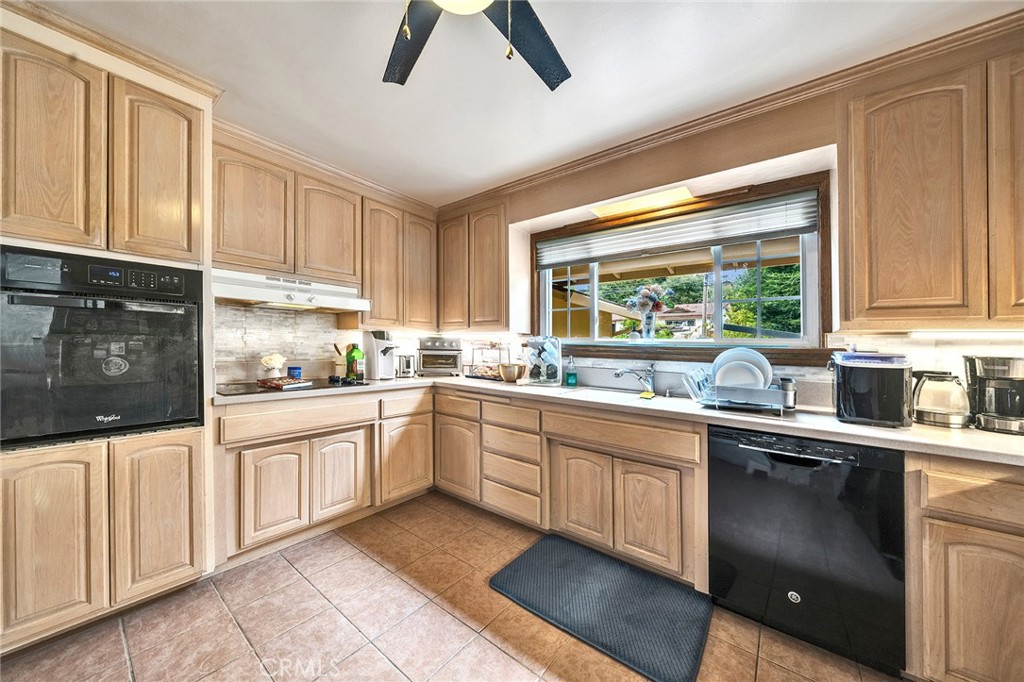 3382 Saddle Property Photo 10
