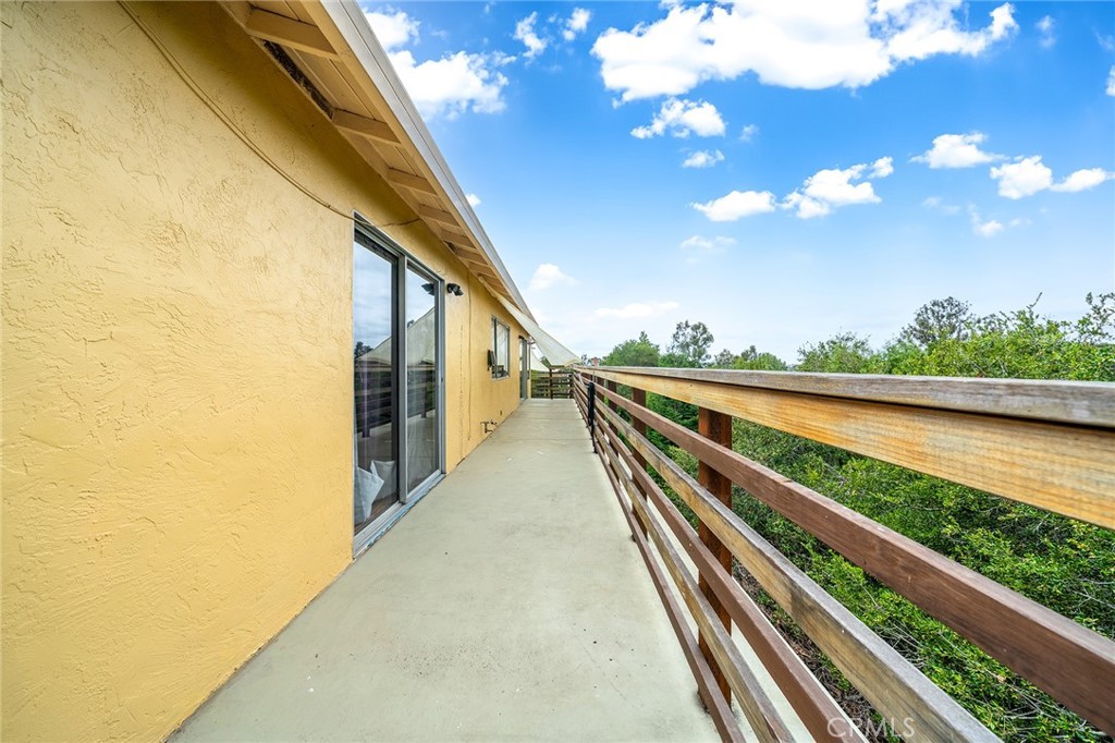 3382 Saddle Property Photo 16