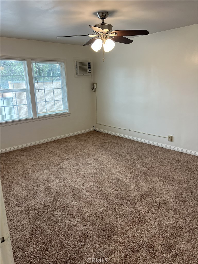 500 N Los Robles Avenue 6 Property Photo 10