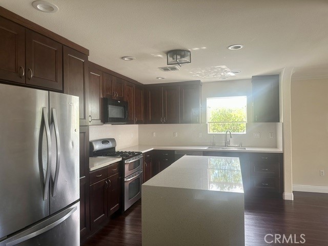 3598 E Del Mar Property Photo 10
