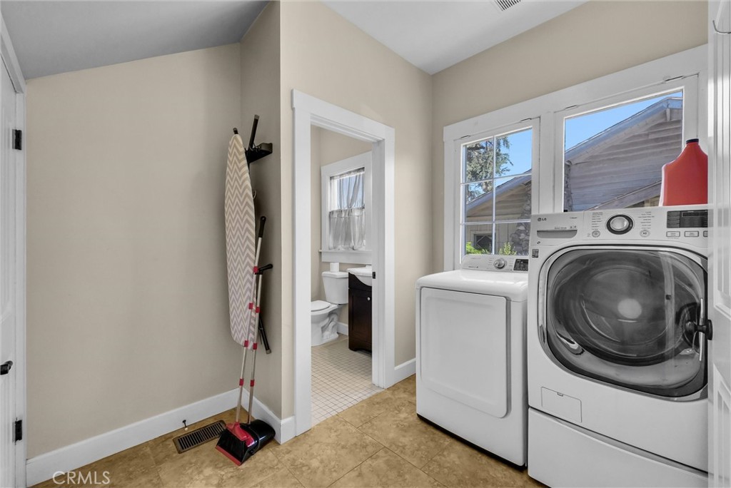 3354 Orange Street Property Photo 12