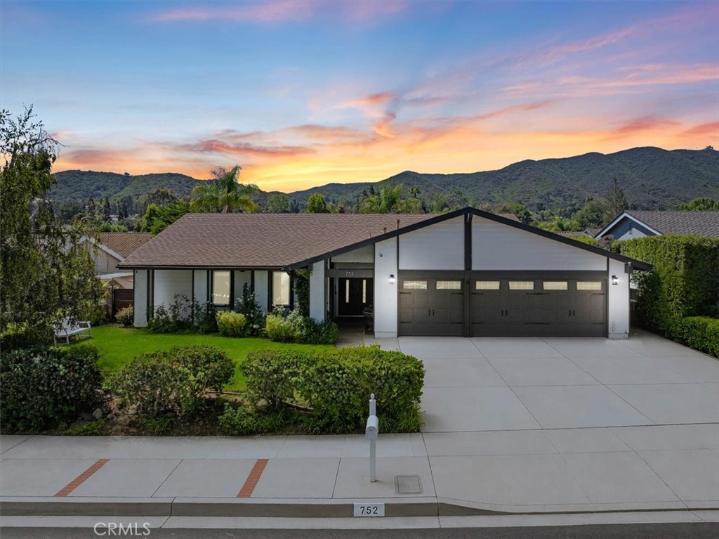 752 Capitan Property Photo