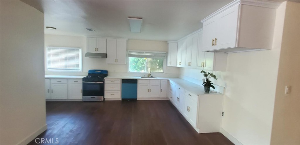 12440 Elliott Property Photo 9
