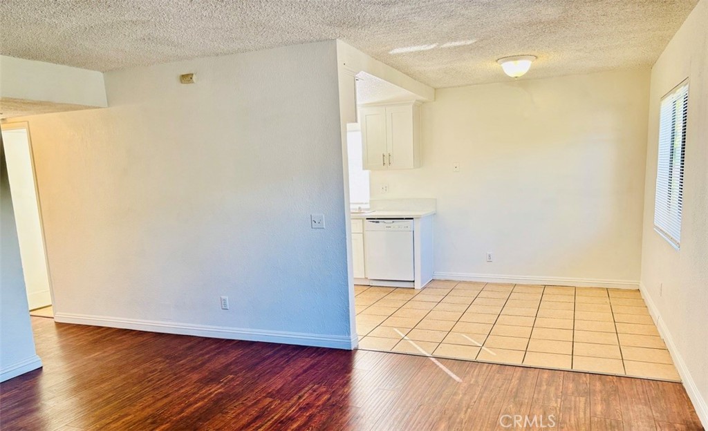 241 S Curtis Avenue Property Photo 12