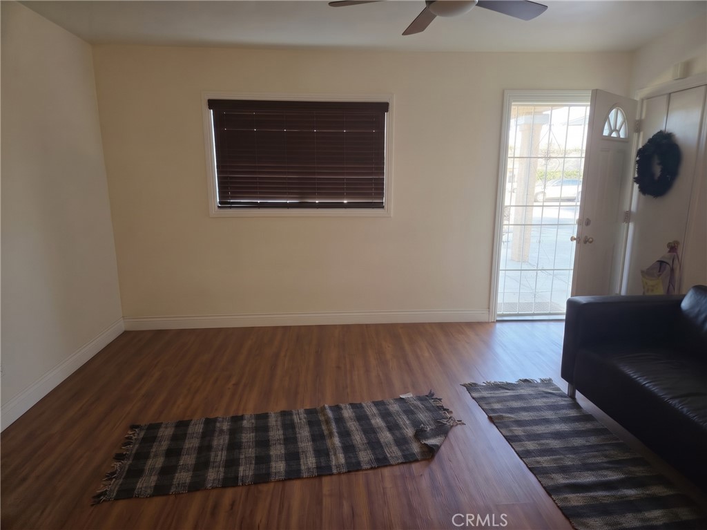 451 Vidalia Property Photo 3