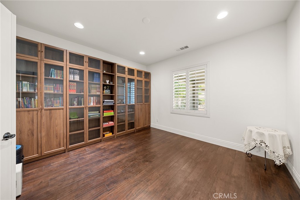 2795 Devonshire Lane Property Photo 13