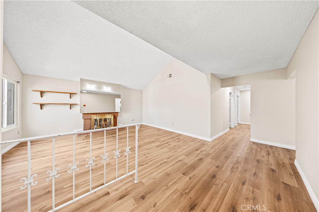 19742 Fernwood Plaza Property Photo 7