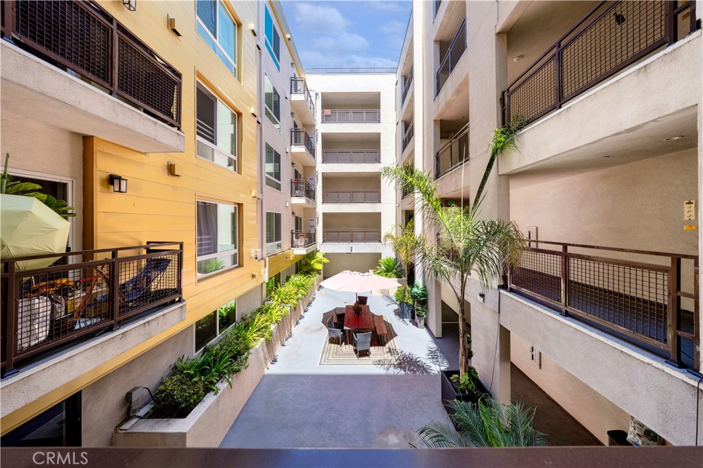 2939 Leeward 305 Property Photo 14