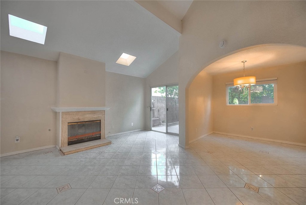 3701 Summer Lane Property Photo 10