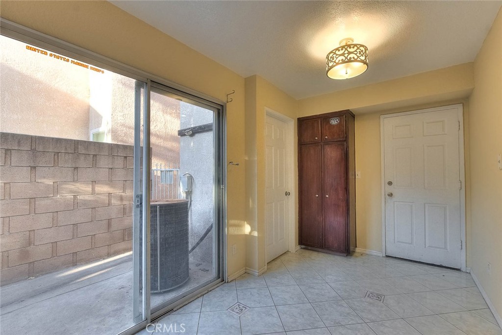 3701 Summer Lane Property Photo 13