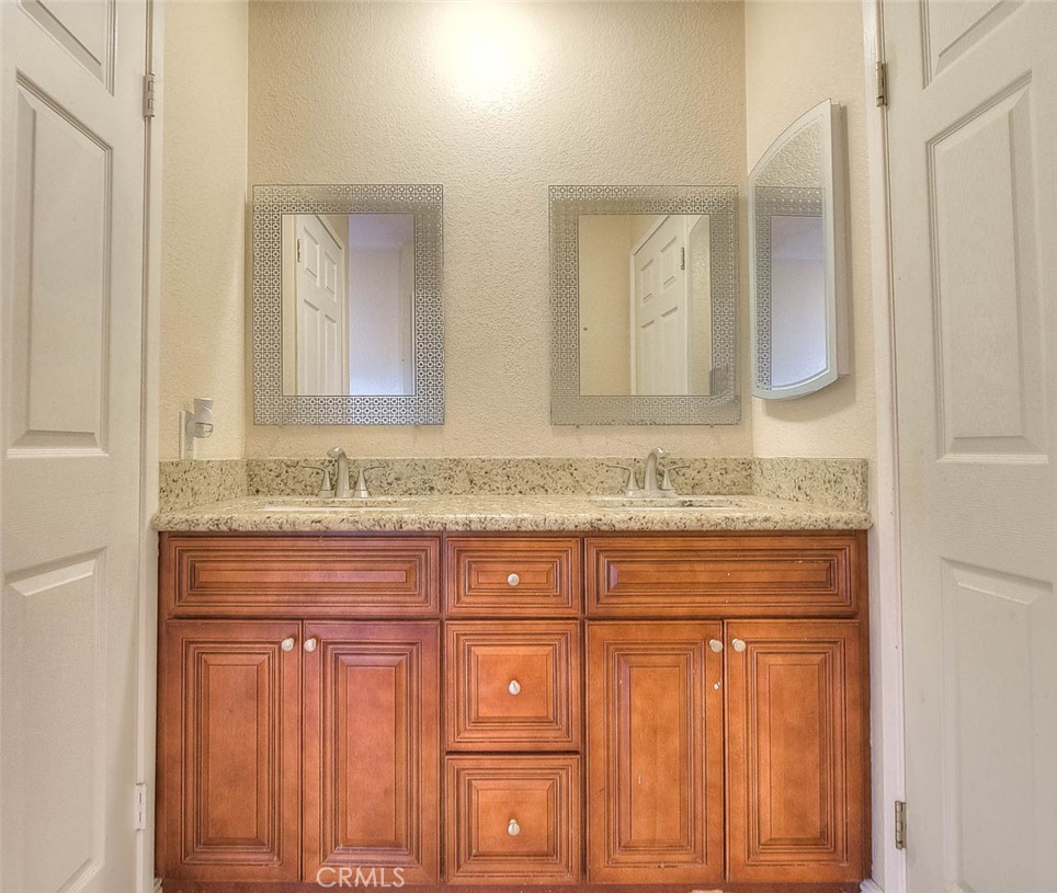 3701 Summer Lane Property Photo 22