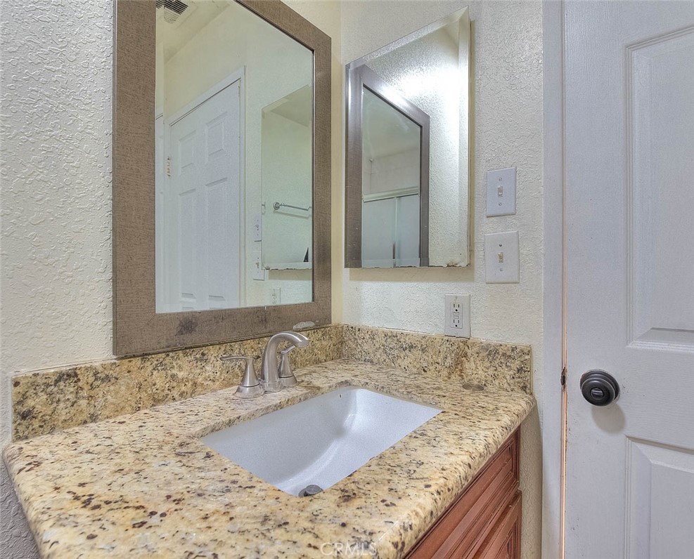 3701 Summer Lane Property Photo 33