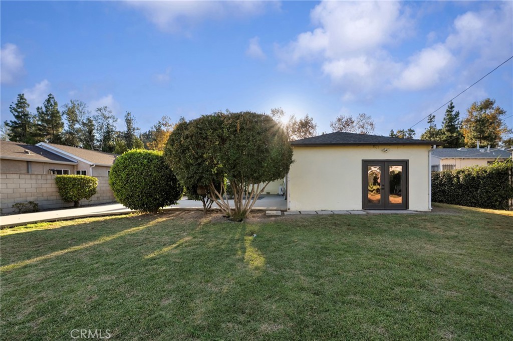 1526 N White Avenue Property Photo 14