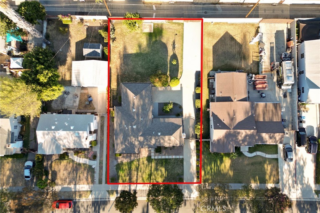 1526 N White Avenue Property Photo 16
