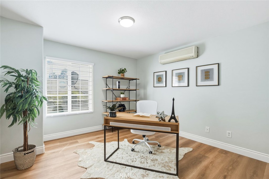 3652 Tyler Avenue Property Photo 8