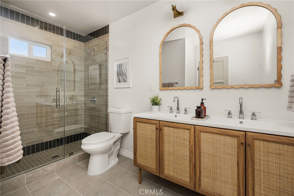 4817 W 136th Street Property Photo 12