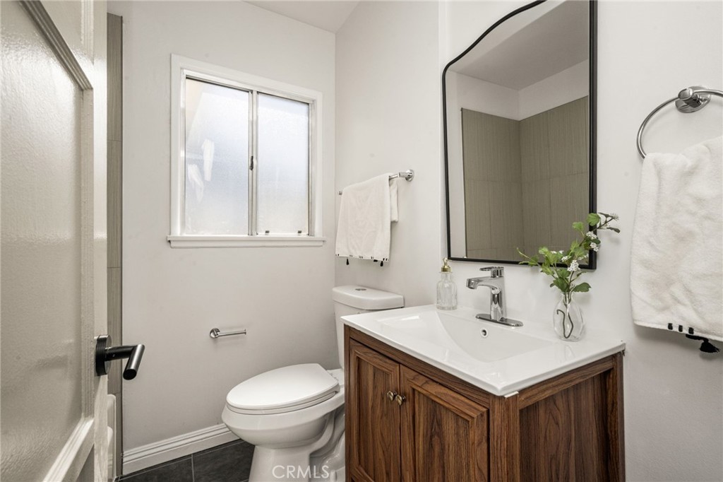 4817 W 136th Street Property Photo 17