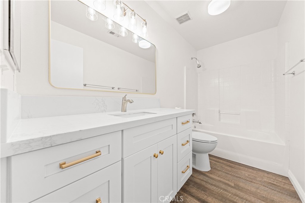 980 Jerez Property Photo 25