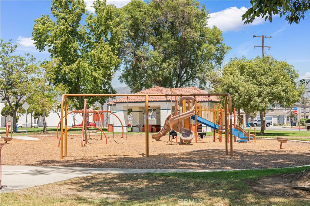980 Jerez Property Photo 31
