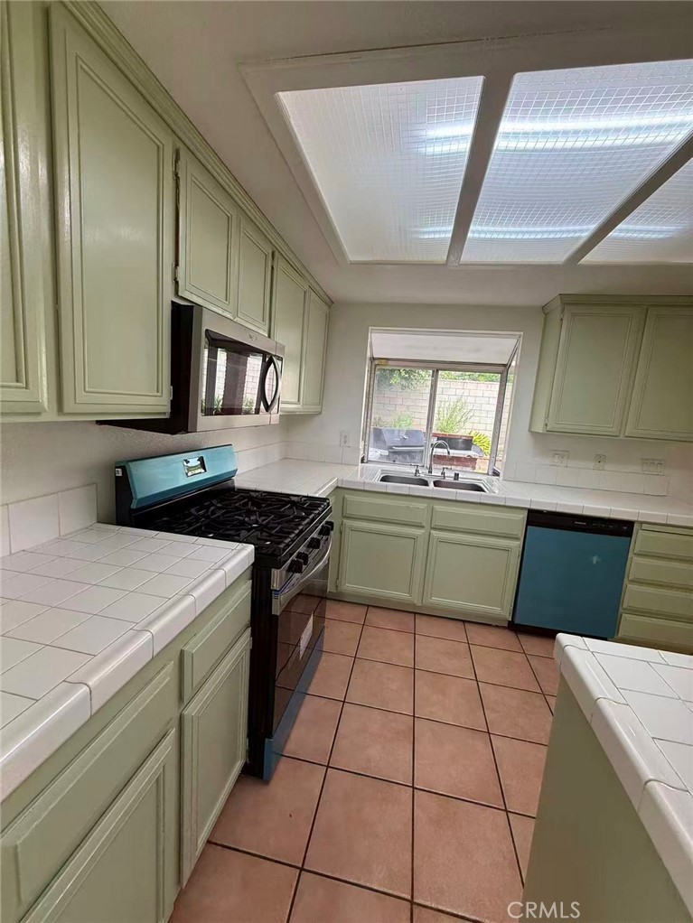 7873 Elwood Place Property Photo 8