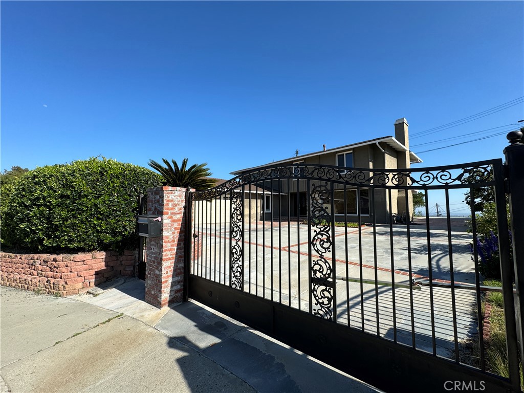 13678 Sycamore Drive Property Photo 1