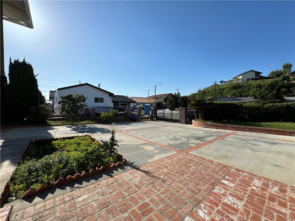 13678 Sycamore Drive Property Photo 33