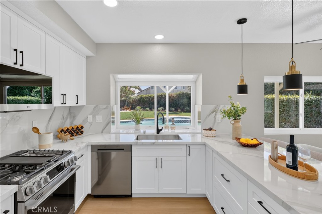 6549 Via Flora Property Photo 17