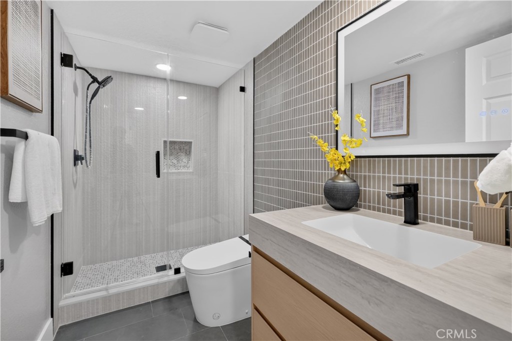 6549 Via Flora Property Photo 26