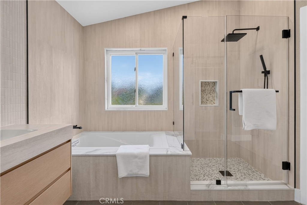 6549 Via Flora Property Photo 29