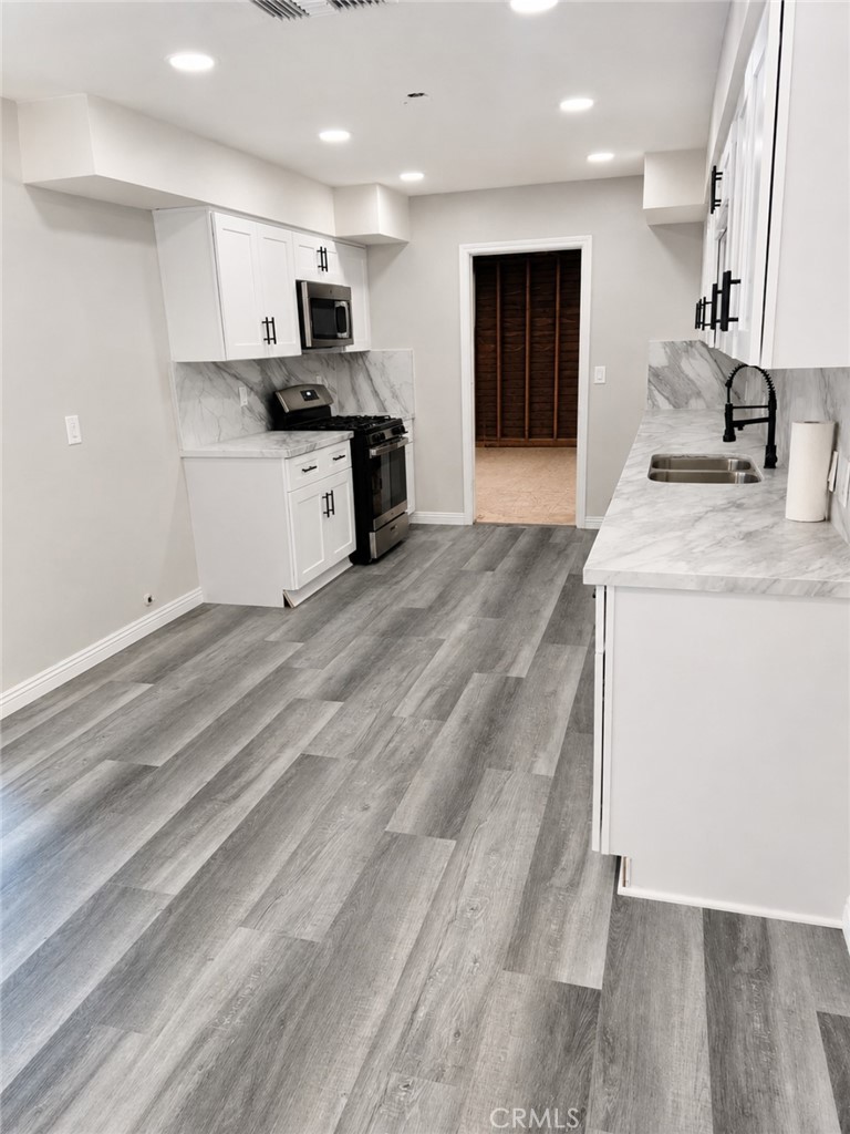 34973 Shasta St Property Photo 4