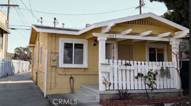 1668 Anaheim Property Photo 1